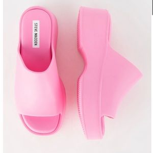 STEVE MADDEN Slinky-J Womens Platform Sandals